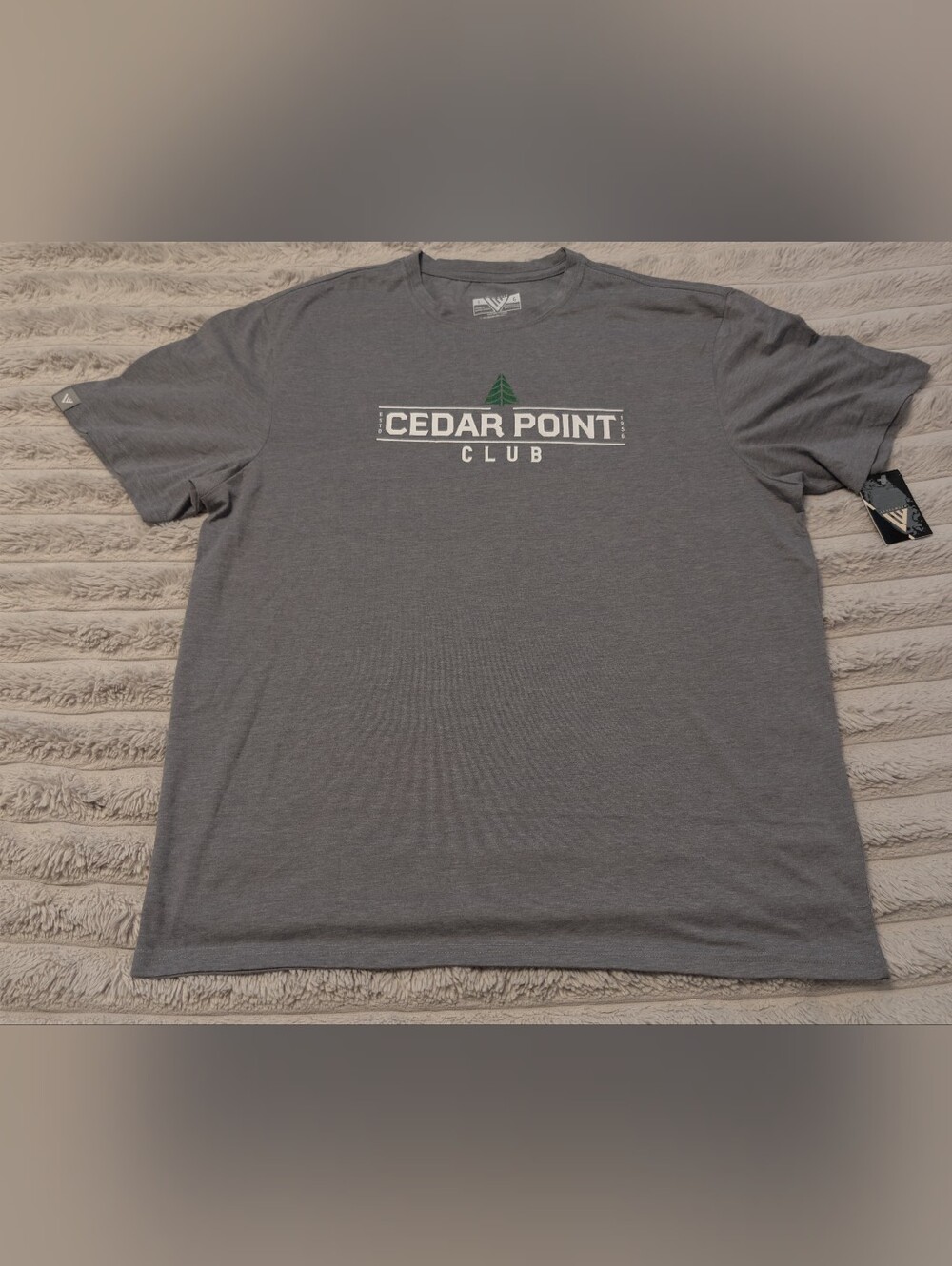 Levelwear Cedar Point  Men's Gray Logo T-Shirt Sz: L NWT
